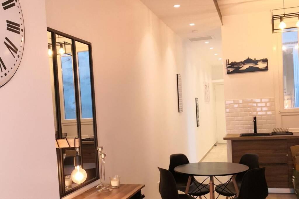 Апартаменты 60M² Avec Vue Sur Le Vieux Port... Марсель Экстерьер фото